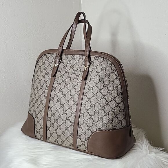 💯 Authentic Gucci Handbag 🍀 - Picture 9 of 16